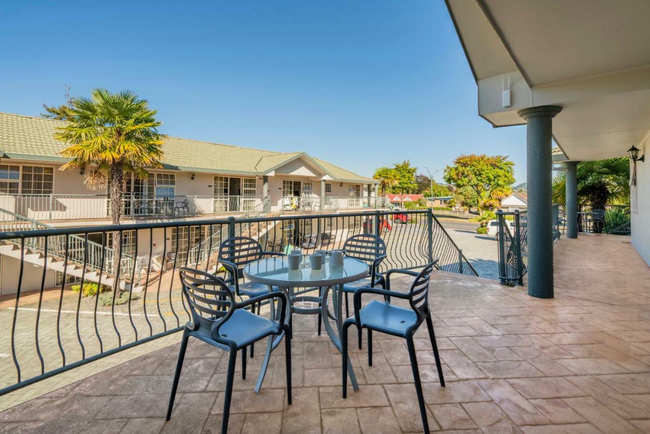 Silver Fern Rotorua Suites & Spa Eksteriør bilde The Village, 2016