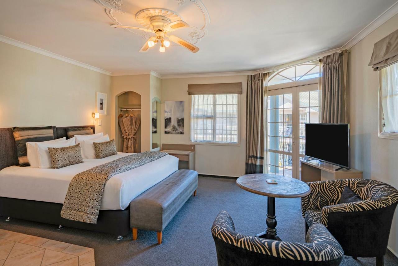 Silver Fern Rotorua Suites & Spa Eksteriør bilde A room at the Protea Hotel, Pretoria