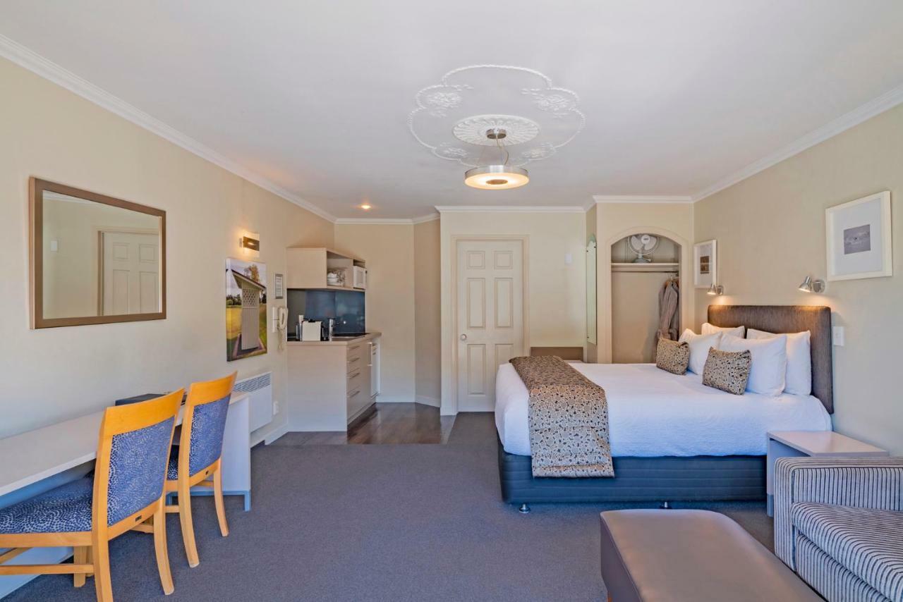Silver Fern Rotorua Suites & Spa Eksteriør bilde A studio apartment in New Zealand