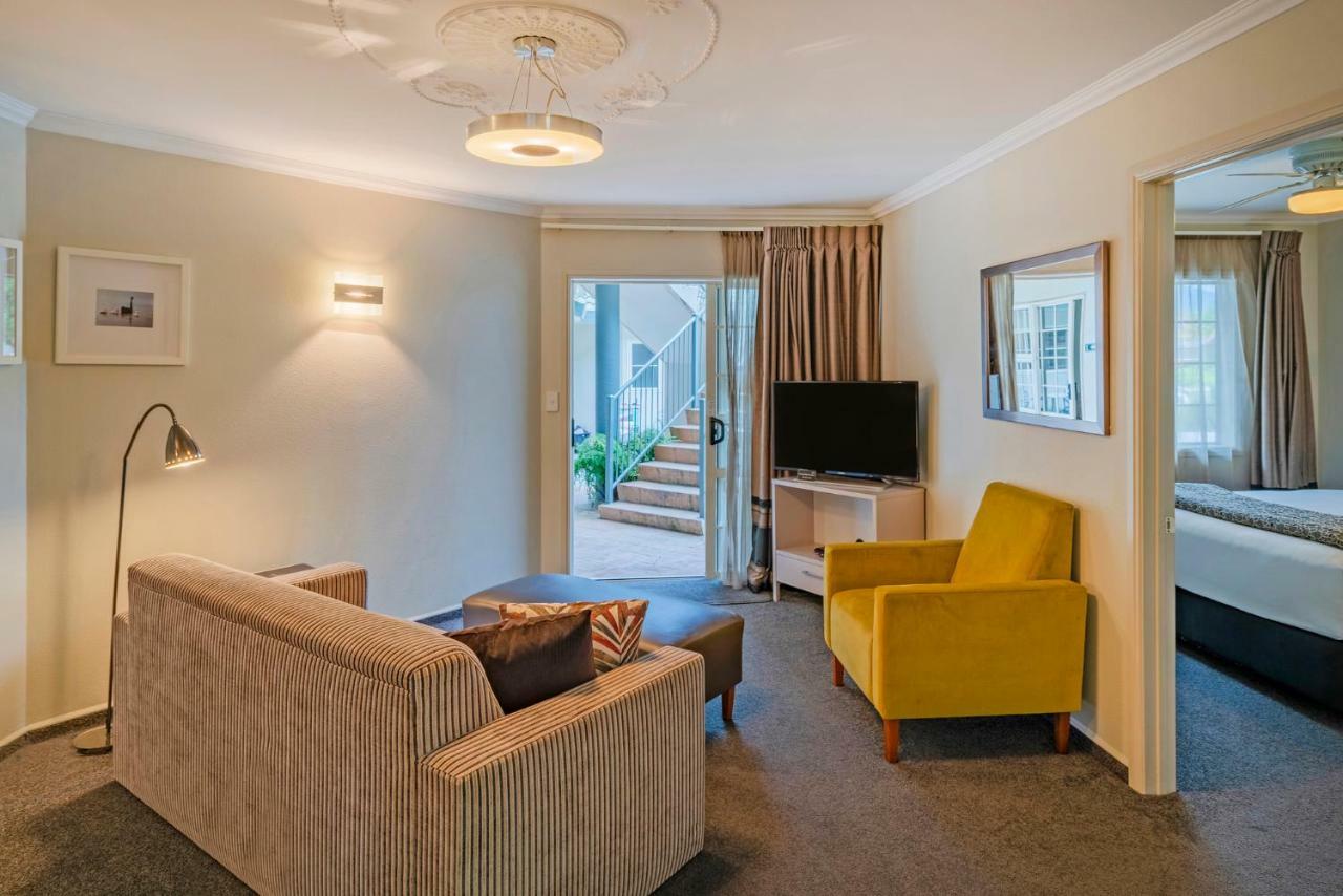 Silver Fern Rotorua Suites & Spa Eksteriør bilde A typical apartment at the hotel